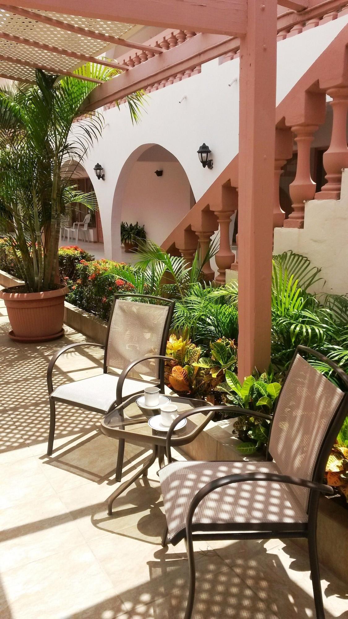 Sasaki Apartments Палм Бич Экстерьер фото