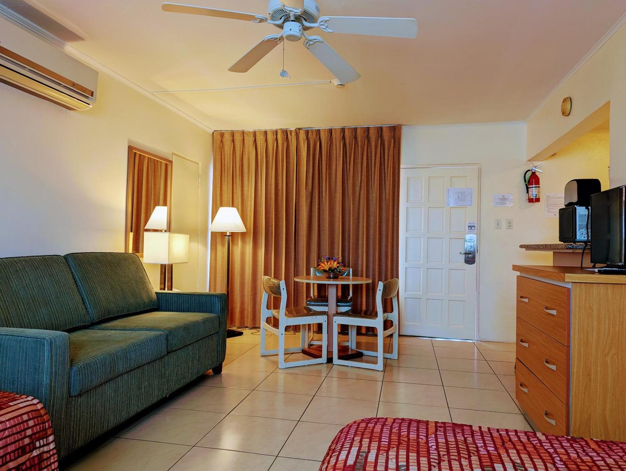 Sasaki Apartments Палм Бич Экстерьер фото